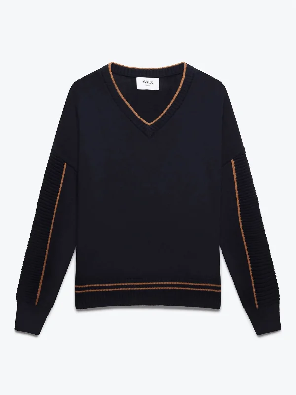 Men's dune sweater-Men's Clarence V Neck Jumper In Navy