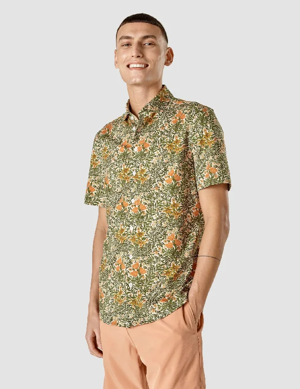 Men's rugged gulch shirts-Classic Short Sleeve Shirt Flower Oasis