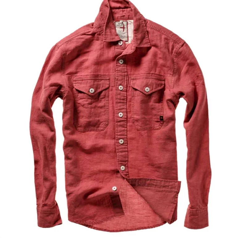 Men's relaxed matelasse shirts-Men's Slub Linen Shirt In Red Fade