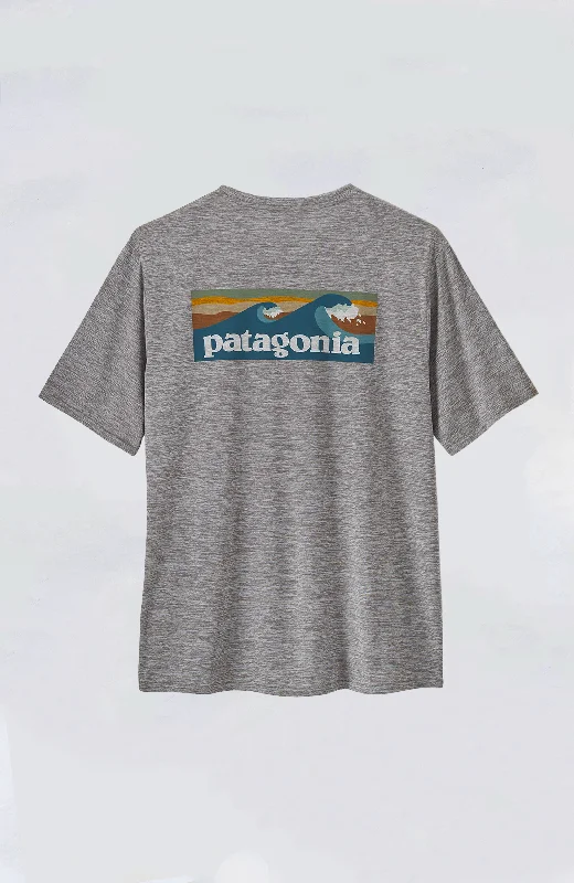 Men's rugged bluff shirts-Patagonia - M's Cap Cool Daily Graphic Shirt - Waters