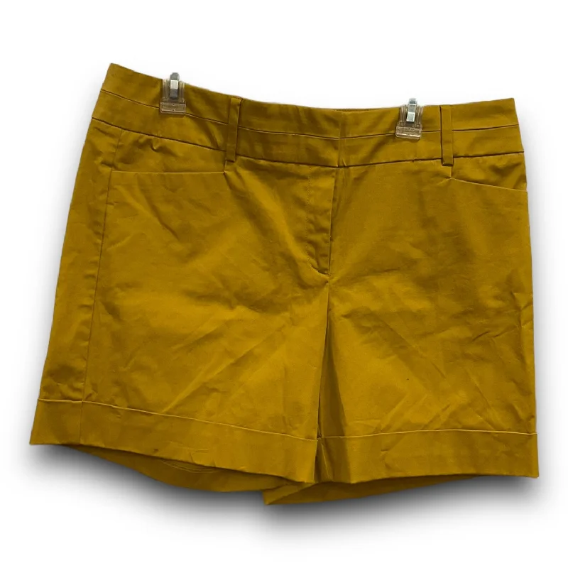 Men's earthy khaki pants-Shorts By New York And Co  Size: 14