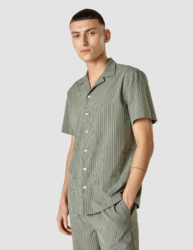 Men's formal micro-stripe shirts-Tech Linen Bowling Short Sleeve Shirt Green Pinstripe